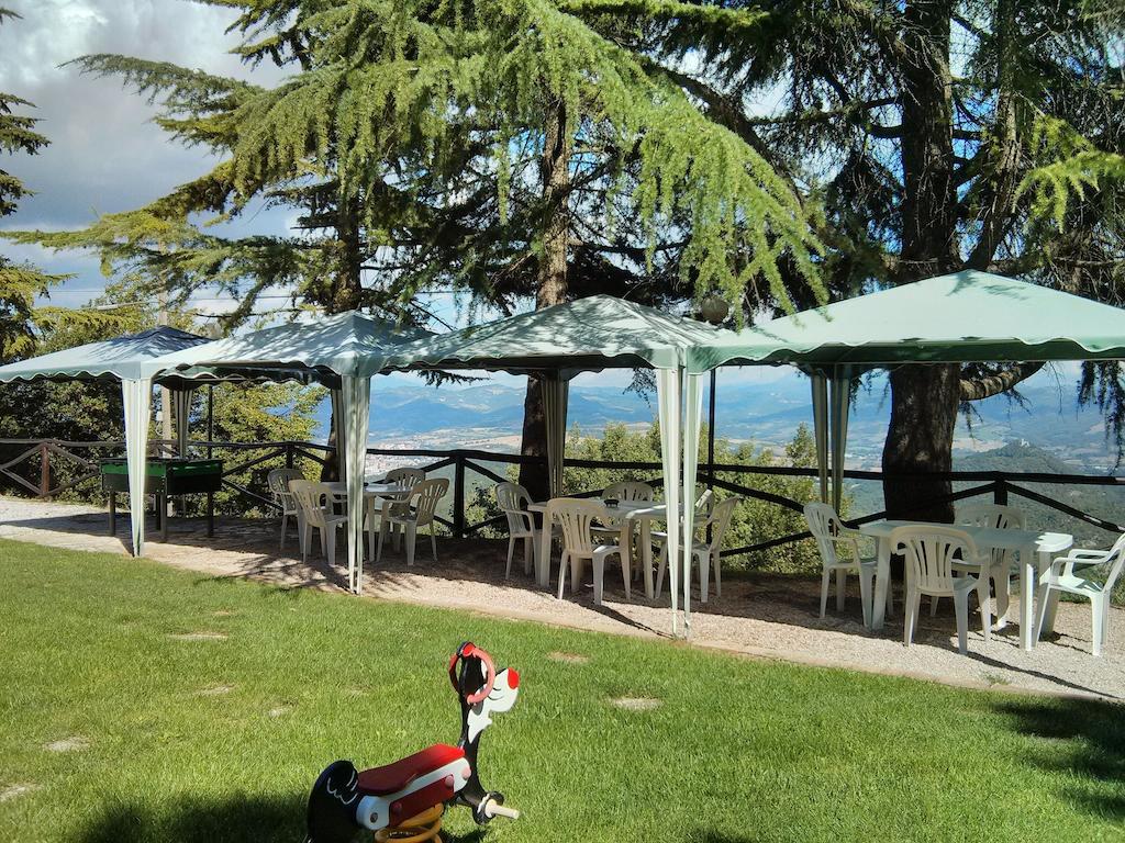 Agriturismo Monte Acuto Umbertide Rum bild