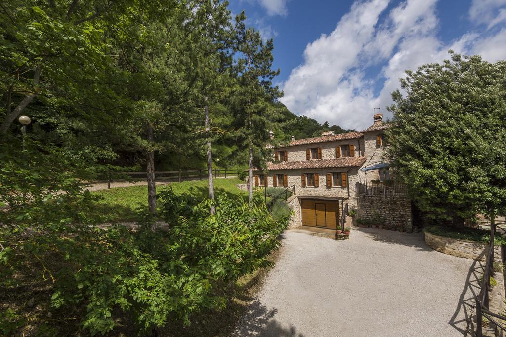 Agriturismo Monte Acuto Umbertide Exteriör bild