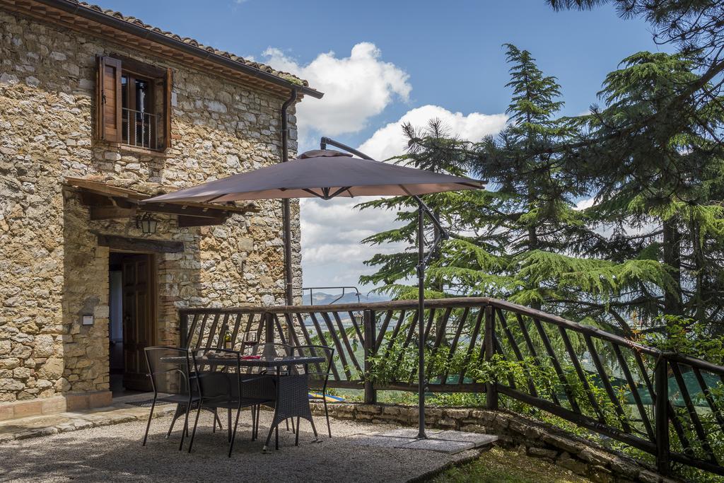 Agriturismo Monte Acuto Umbertide Rum bild