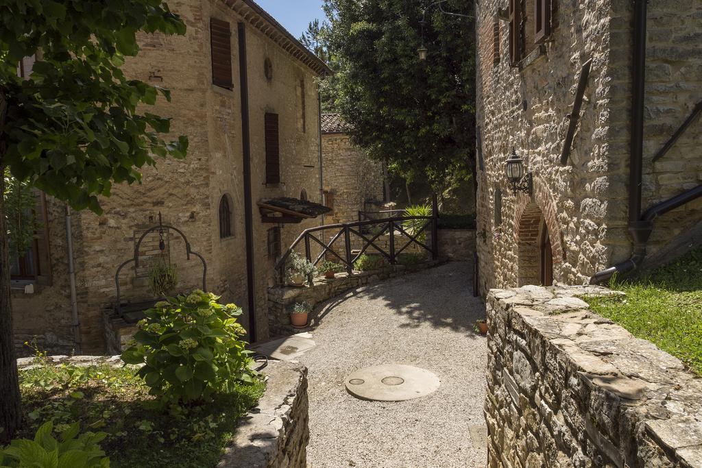 Agriturismo Monte Acuto Umbertide Rum bild