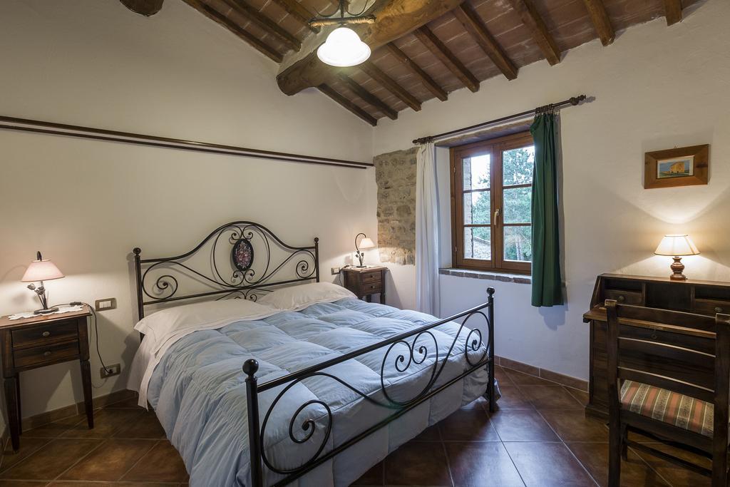 Agriturismo Monte Acuto Umbertide Rum bild