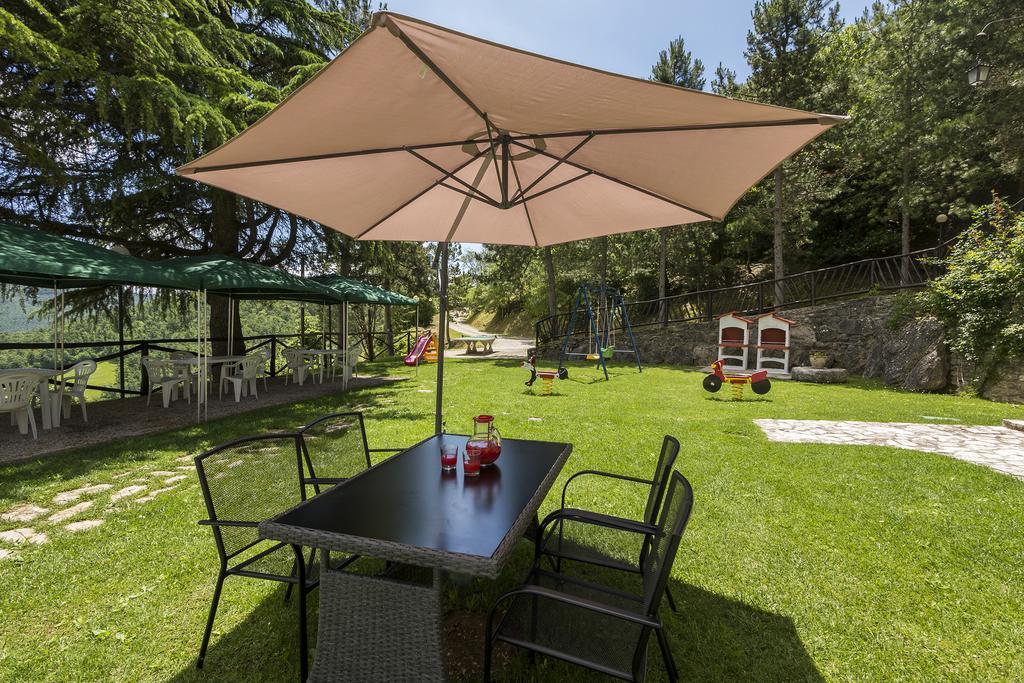 Agriturismo Monte Acuto Umbertide Rum bild