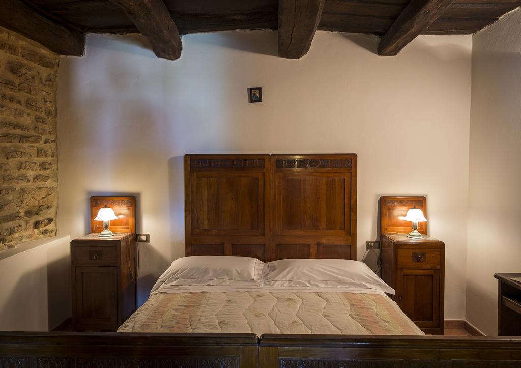 Agriturismo Monte Acuto Umbertide Rum bild